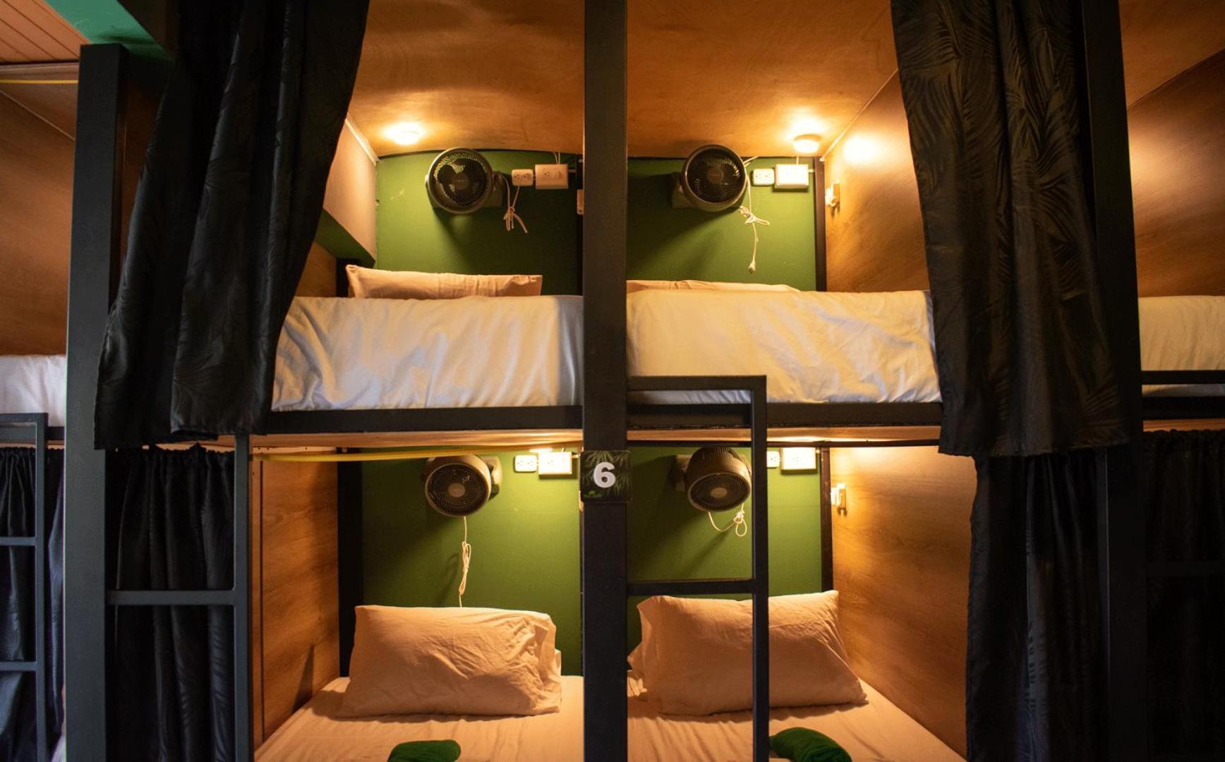 Oasis Hostel Medellin Exterior photo